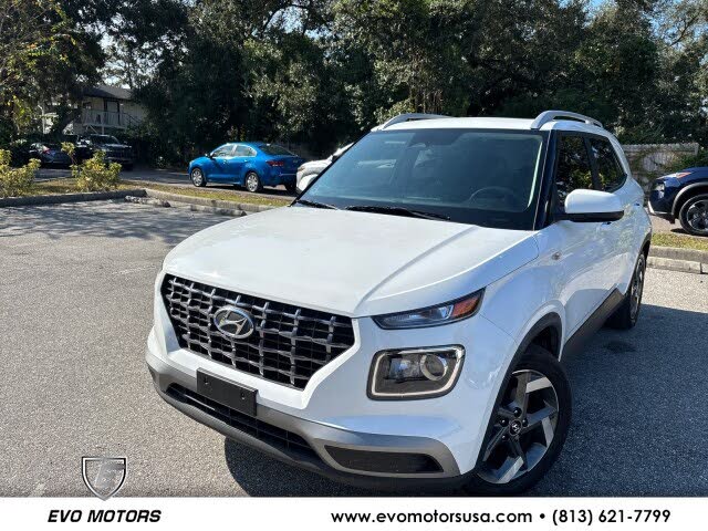 2025 Hyundai Venue SEL FWD