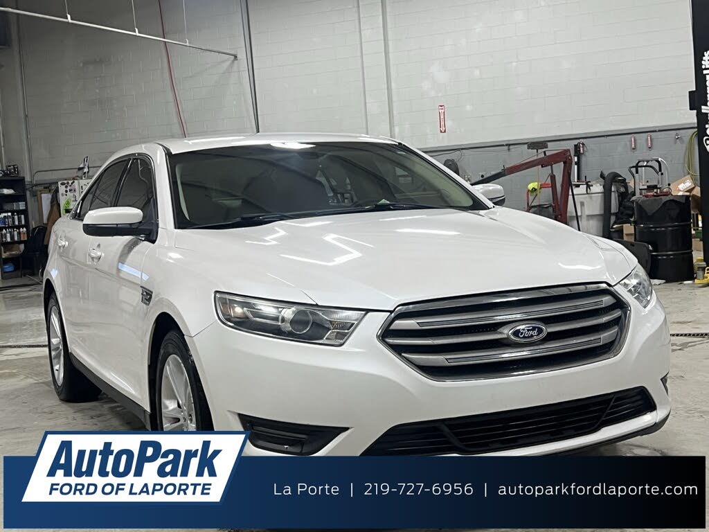 2015 Ford Taurus SEL