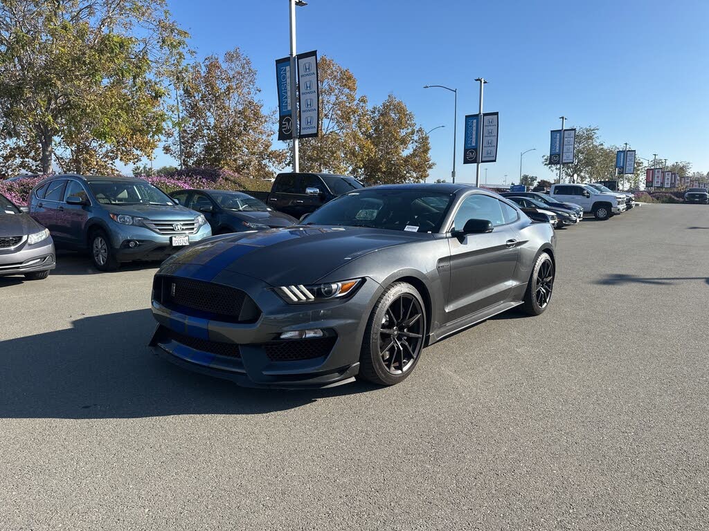 2017 Ford Mustang Shelby GT350 Fastback RWD