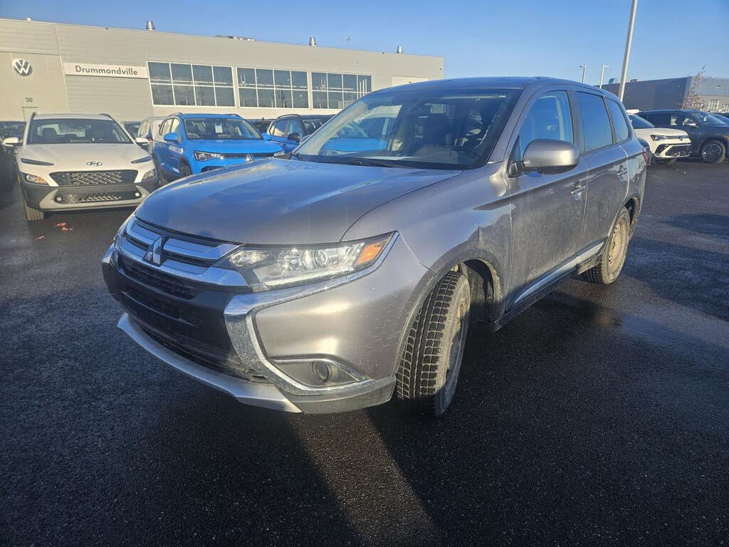 2018 Mitsubishi Outlander ES S-AWC