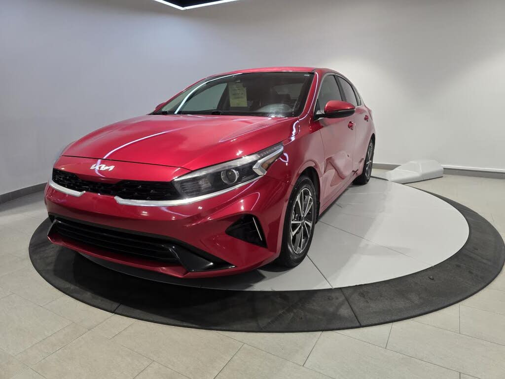 2022 Kia Forte EX FWD