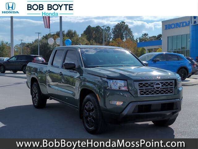 2022 Nissan Frontier SV Crew Cab LB RWD