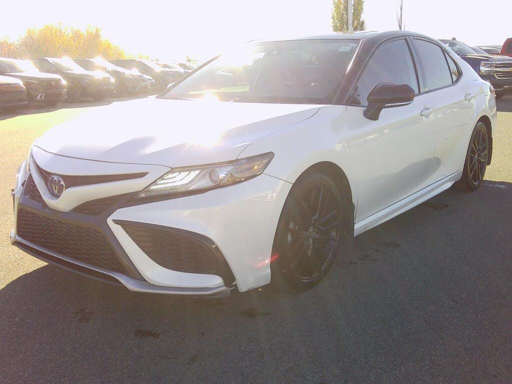 Toyota Camry Hybrid XSE FWD 2022