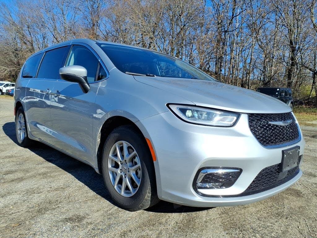 2023 Chrysler Pacifica Touring L FWD