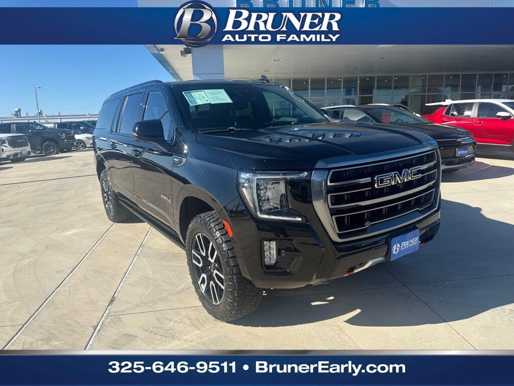 2023 GMC Yukon XL AT4 4WD
