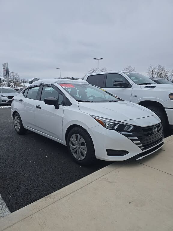 2023 Nissan Versa S FWD