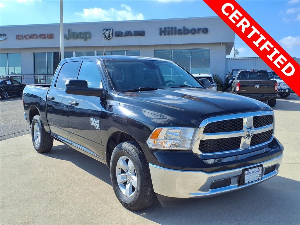 2023 RAM 1500 Classic SLT Crew Cab 4WD