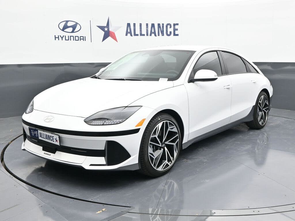 2025 Hyundai Ioniq 6 SEL AWD