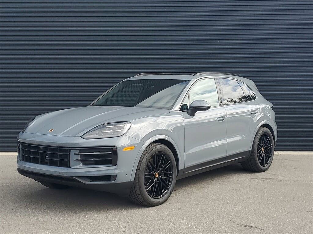 2025 Porsche Cayenne AWD