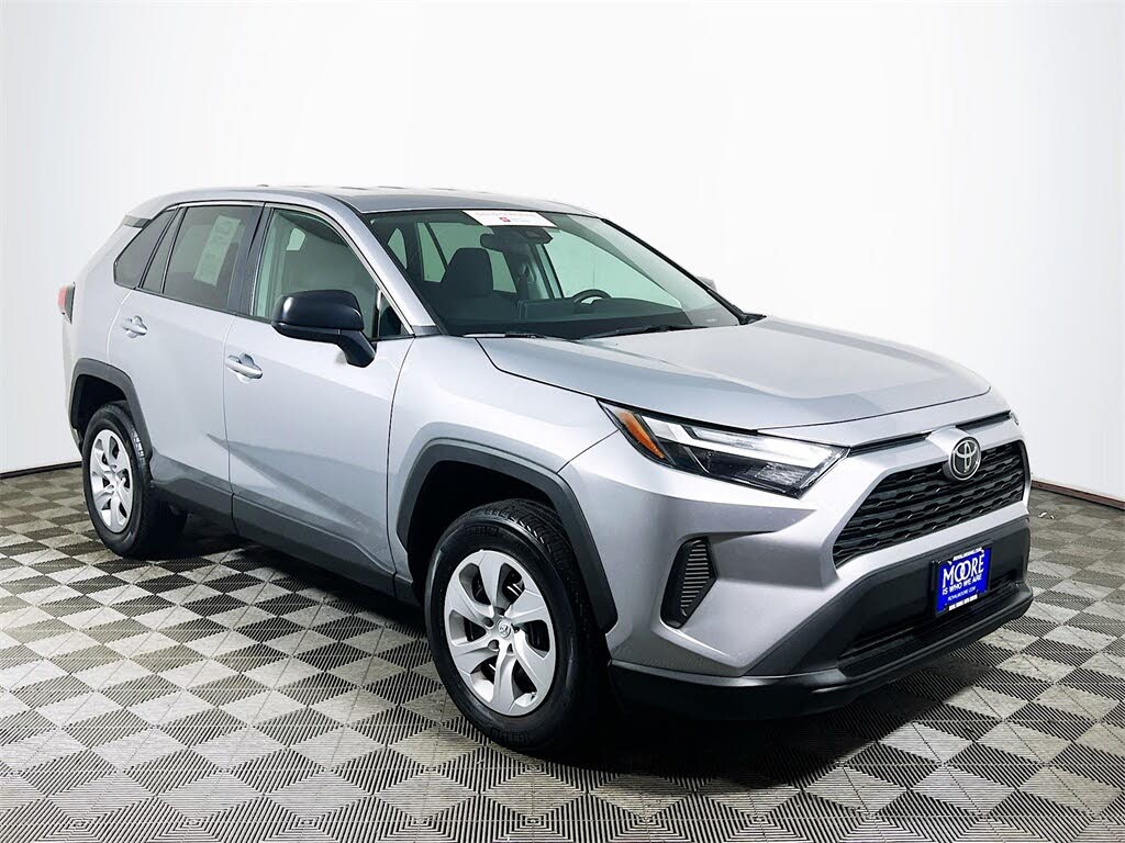 2025 Toyota RAV4 LE AWD