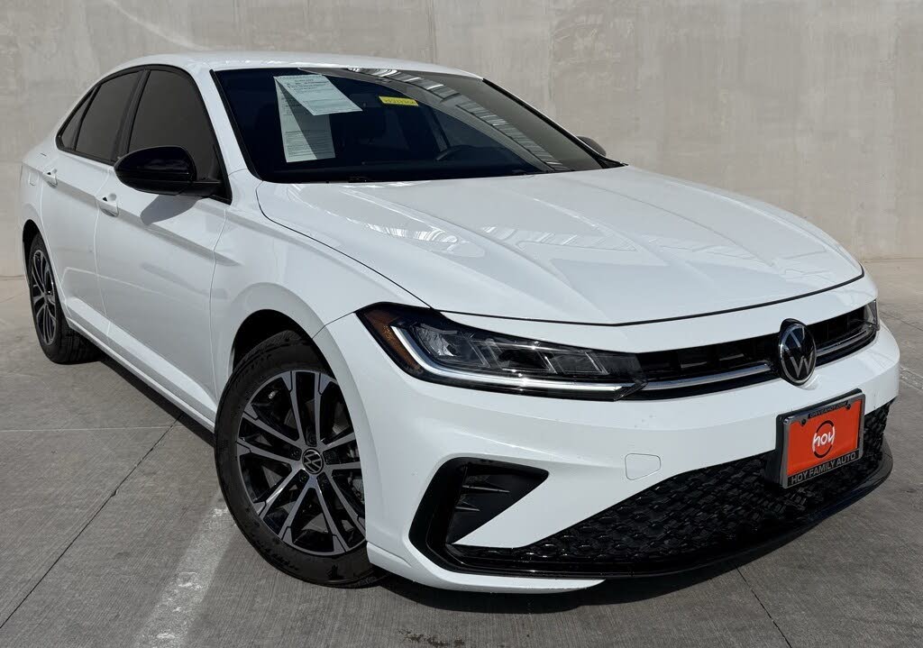 2025 Volkswagen Jetta Sport FWD