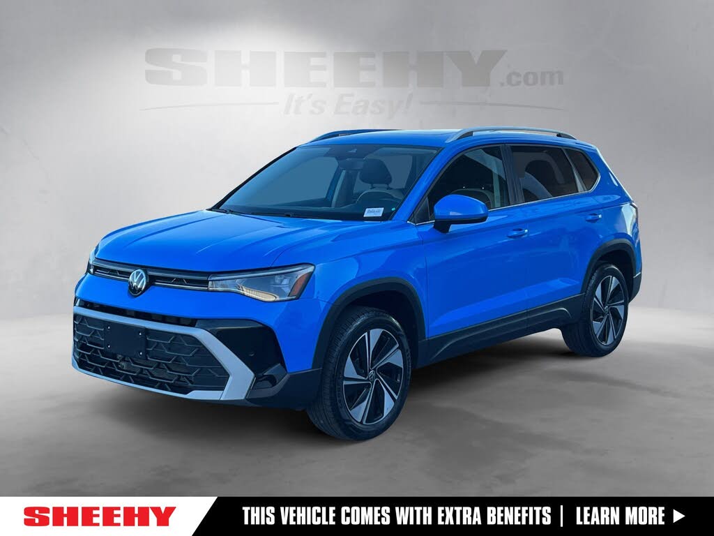 2025 Volkswagen Taos SE 4Motion