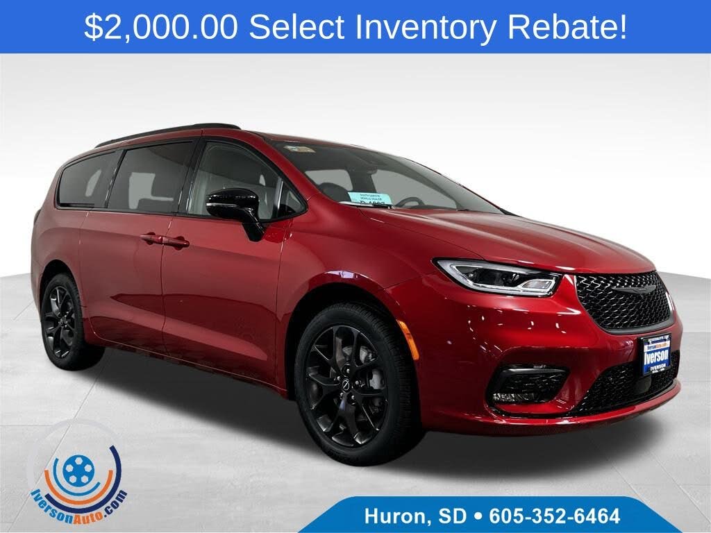 2026 Chrysler Pacifica Select AWD