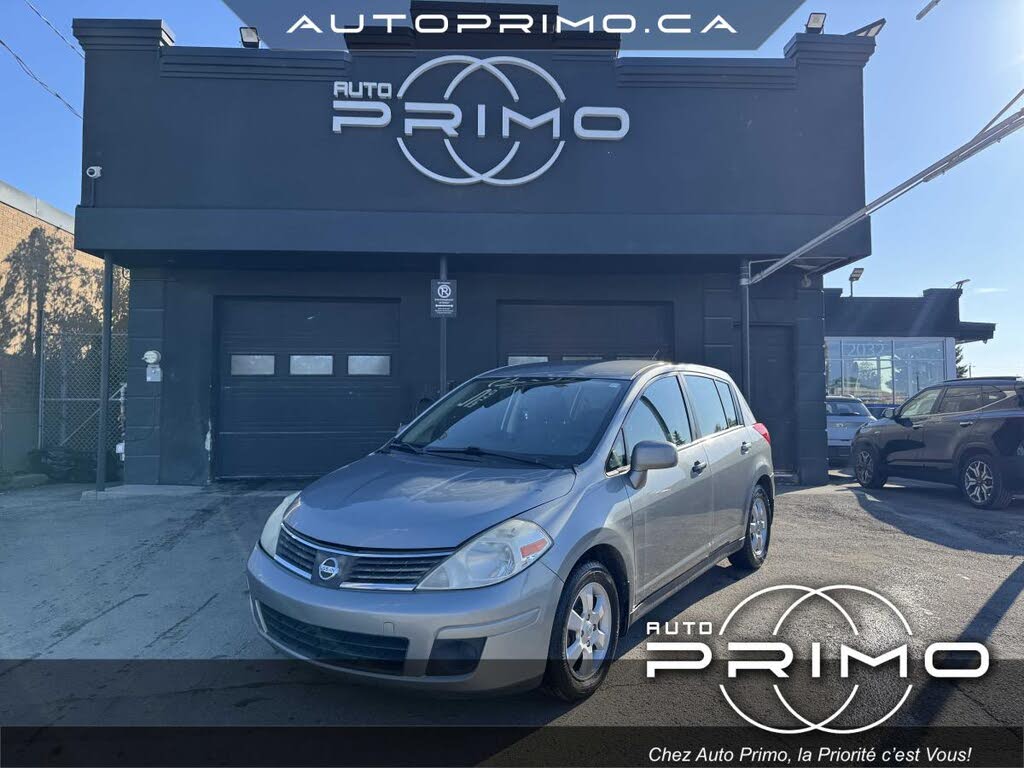 2009 Nissan Versa SL Hatchback