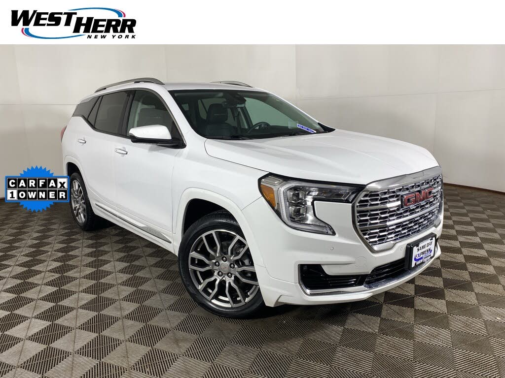 2024 GMC Terrain Denali AWD