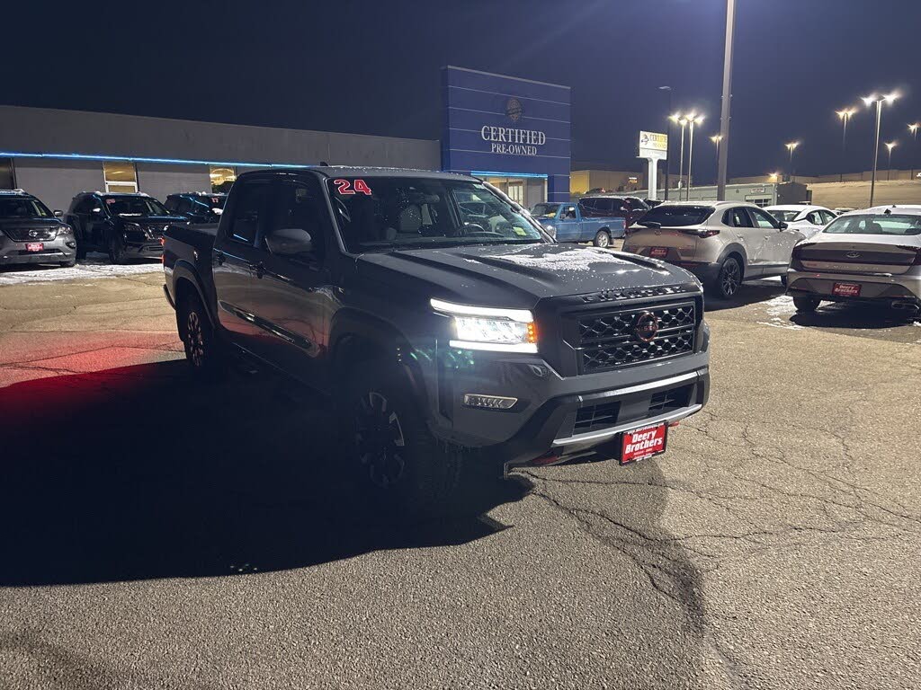 2024 Nissan Frontier PRO-4X Crew Cab 4WD