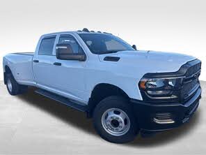 RAM 3500 Tradesman Crew Cab LB DRW 4WD