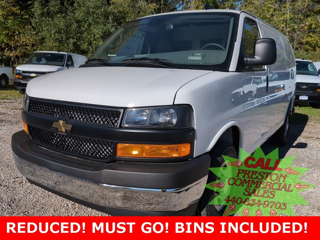 2025 Chevrolet Express Cargo 2500 RWD