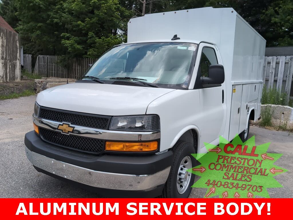 2025 Chevrolet Express Chassis 3500 Cutaway 139