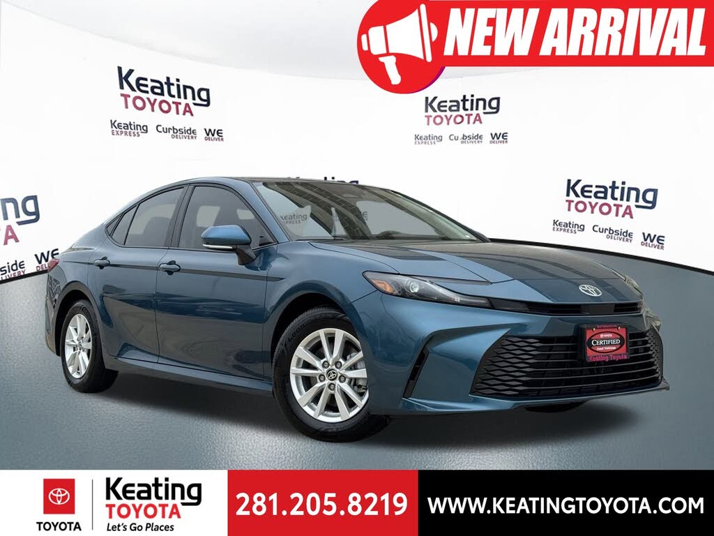 2025 Toyota Camry LE FWD