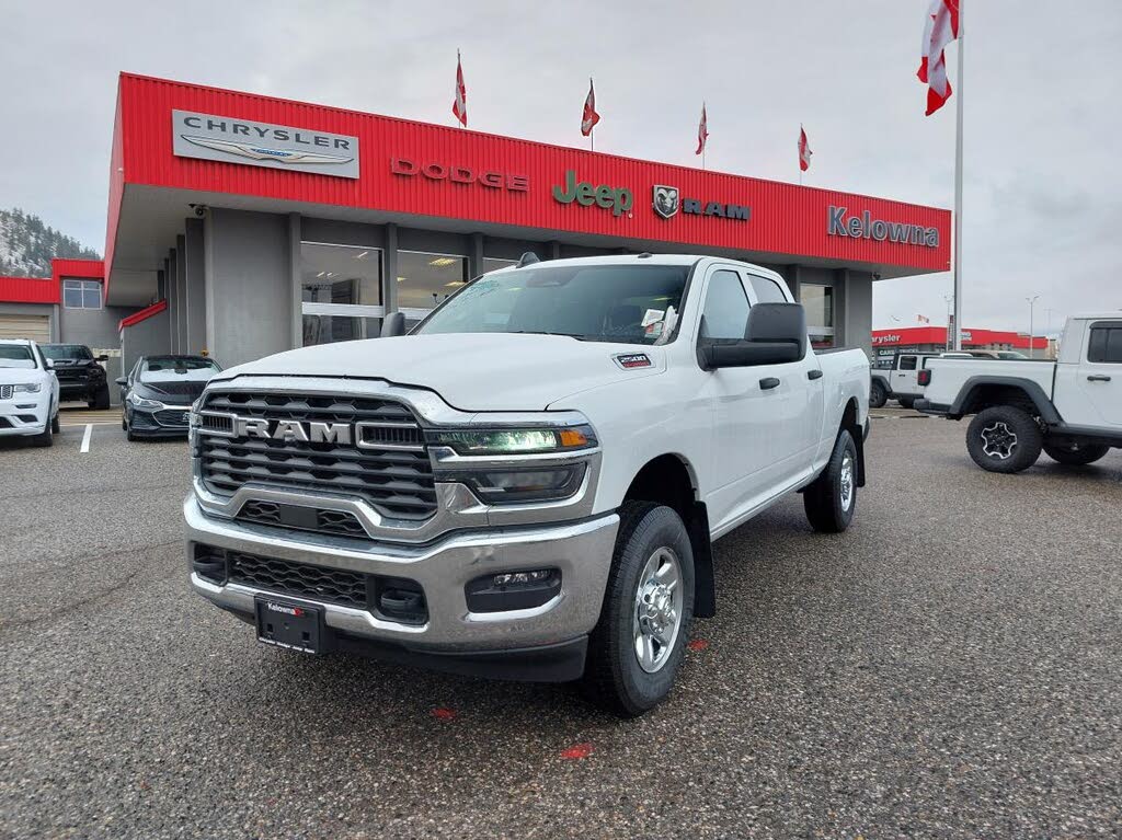 2026 RAM 2500 Tradesman Crew Cab 4WD