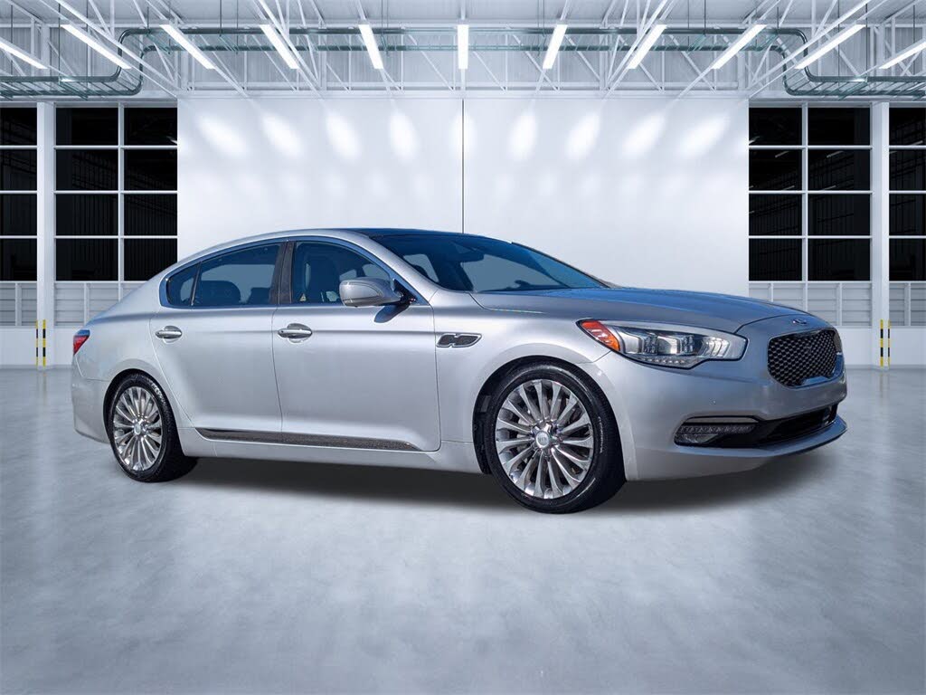 2017 Kia K900 V8 Luxury