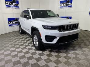 Jeep Grand Cherokee Altitude RWD