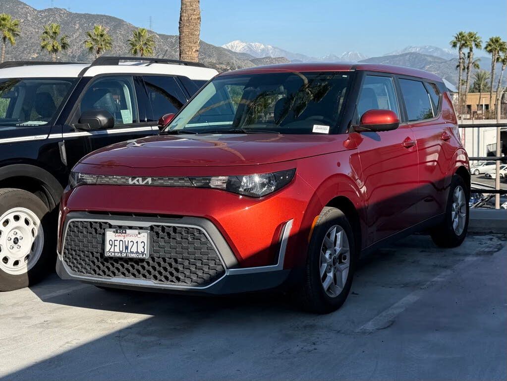 2023 Kia Soul LX FWD