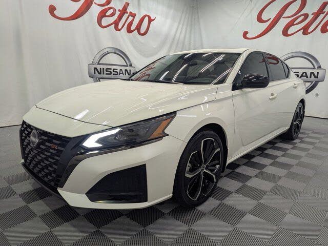 2023 Nissan Altima 2.5 SR FWD