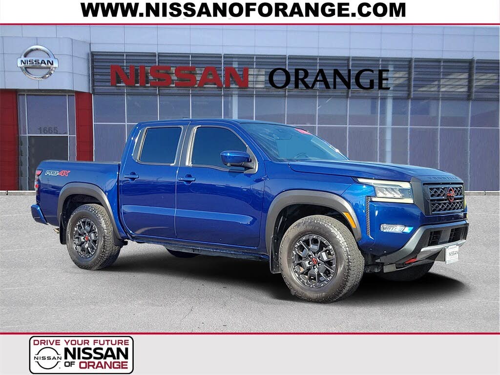 2023 Nissan Frontier PRO-4X Crew Cab 4WD
