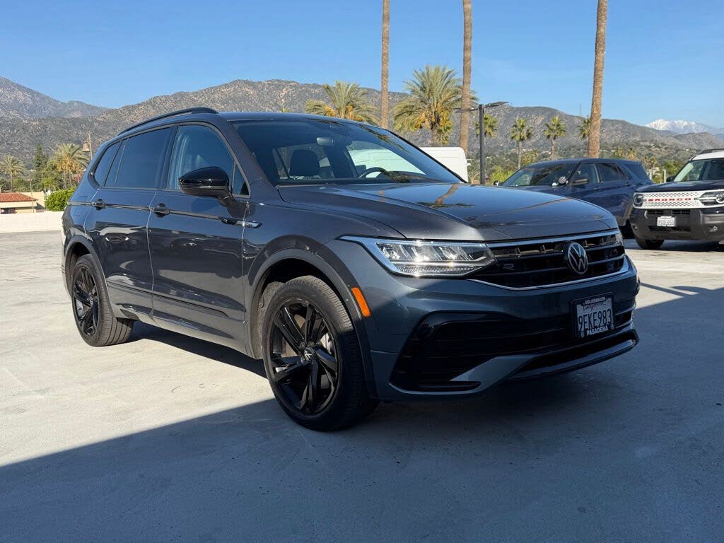 2023 Volkswagen Tiguan SE R-Line Black FWD