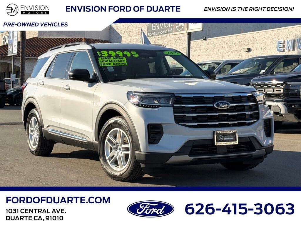 2025 Ford Explorer Active RWD