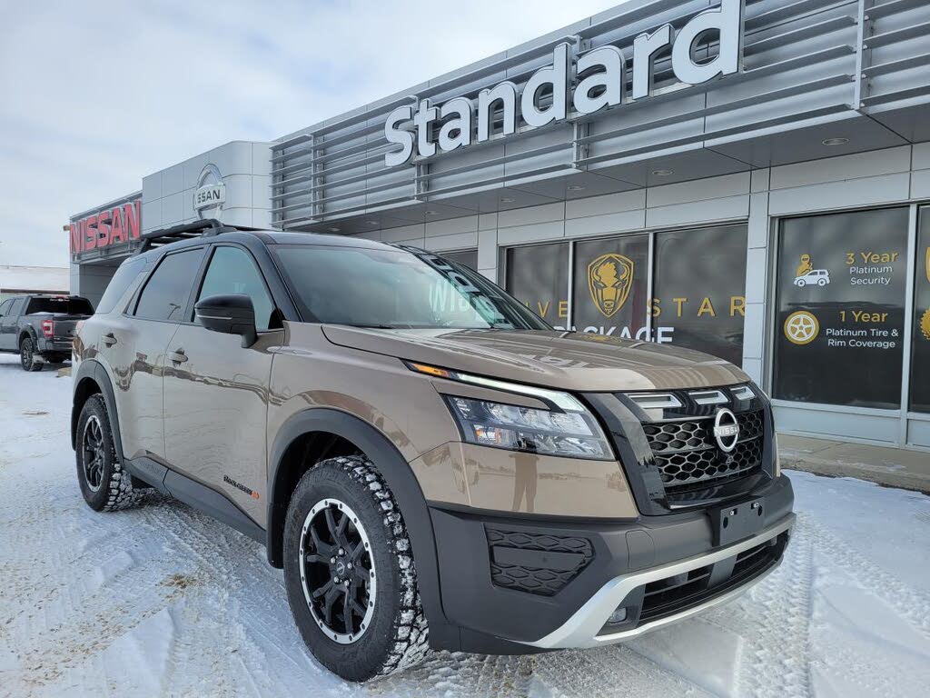 2025 Nissan Pathfinder SV 4WD
