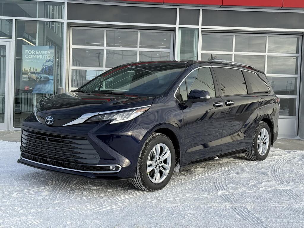 2025 Toyota Sienna Limited 7-Passenger AWD