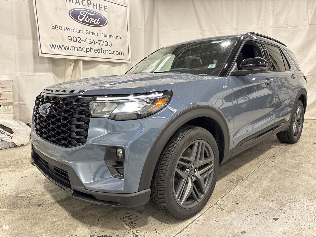 2026 Ford Explorer ST-Line AWD