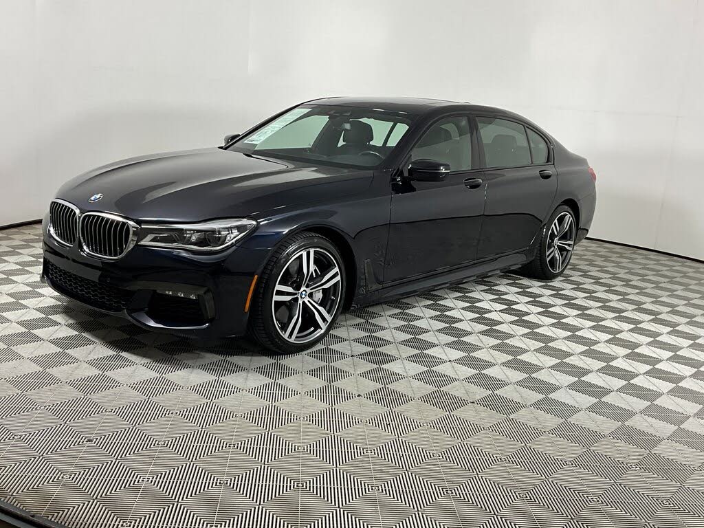 2019 BMW 7 Series 750i RWD