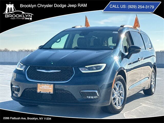 2022 Chrysler Pacifica Touring L FWD