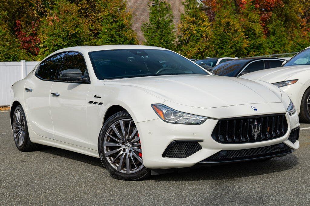 2022 Maserati Ghibli Modena Q4 AWD