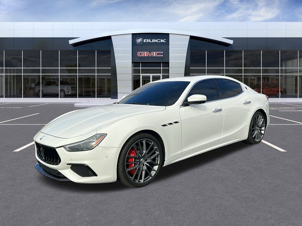 2022 Maserati Ghibli Modena RWD