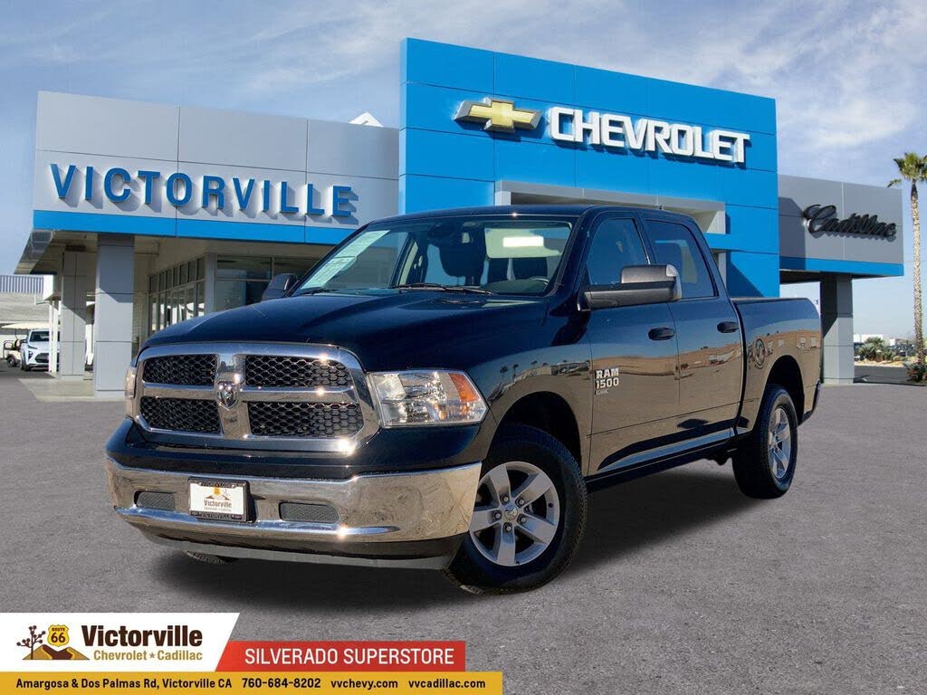 2023 RAM 1500 Classic SLT Crew Cab 4WD