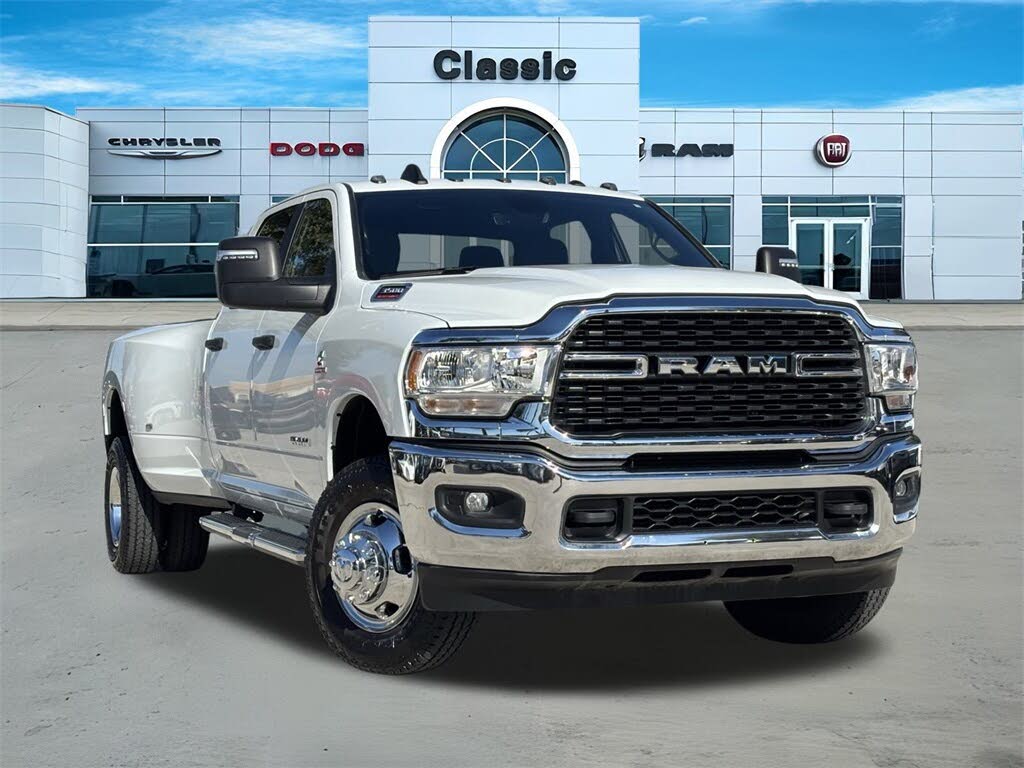 2024 RAM 3500 Big Horn Crew Cab LB DRW 4WD