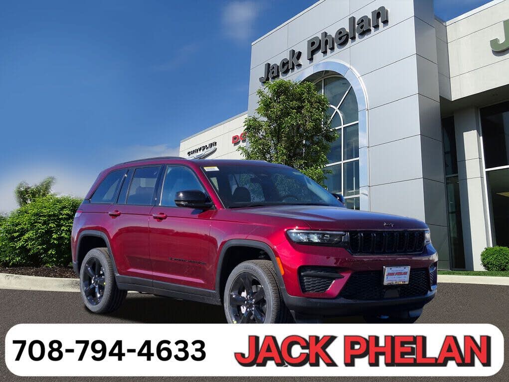 2025 Jeep Grand Cherokee Laredo 4WD