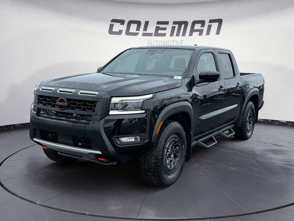 2025 Nissan Frontier PRO-4X Crew Cab 4WD