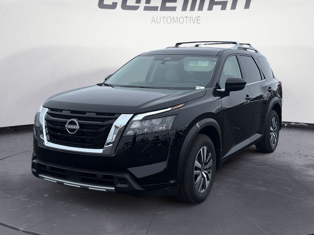 2025 Nissan Pathfinder SL 4WD