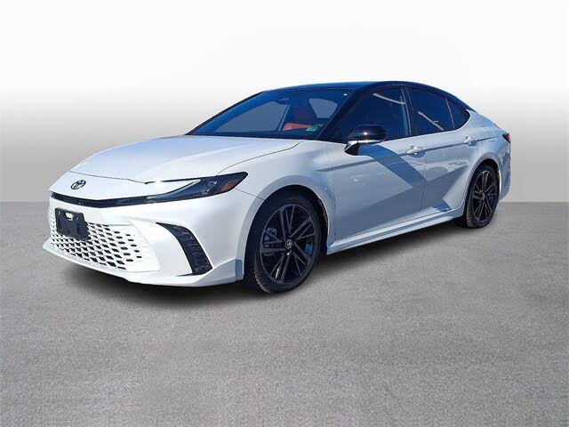 2025 Toyota Camry XSE FWD
