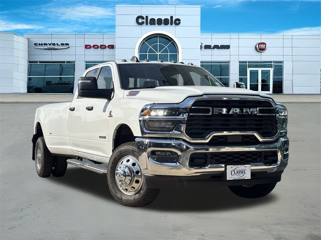 2026 RAM 3500 Big Horn Crew Cab LB DRW 4WD