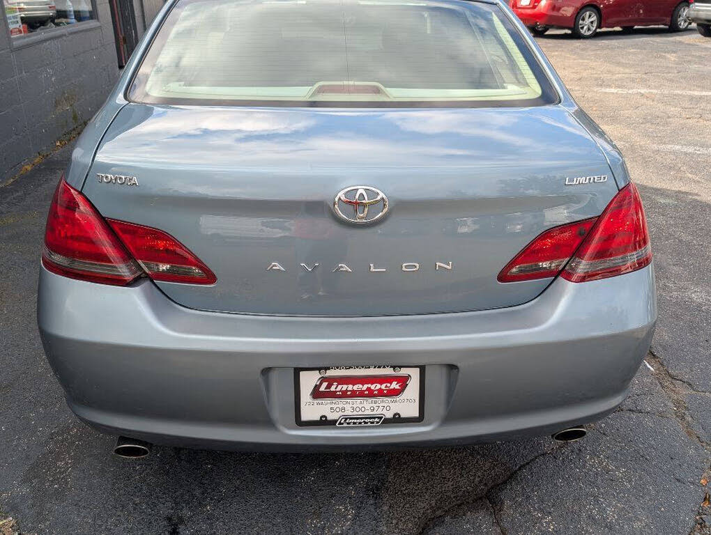 2008 Toyota Avalon XL