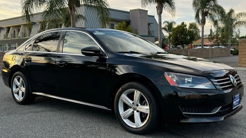 2012 Volkswagen Passat SE