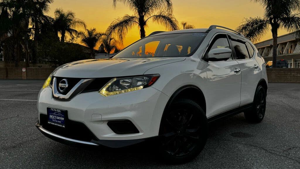 2015 Nissan Rogue SV