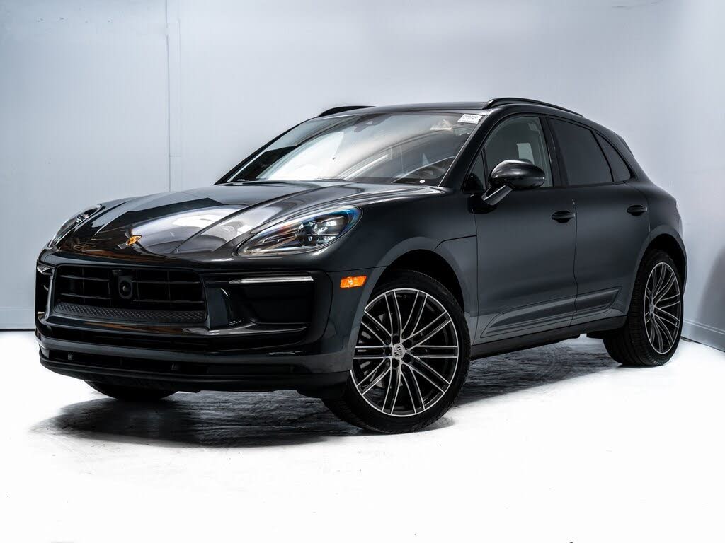 2025 Porsche Macan